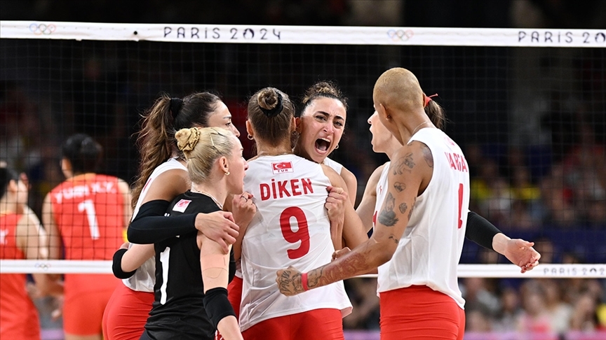 A milli Kadin Voleybol Takimi nda hedef Paris 2024 te eksik madalyayi tamamlamak