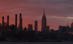 ABDde hanehalki borcu ikinci ceyrekte 178 trilyon dolara ulasti