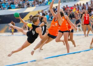 EHF Plaj Hentbolu Euro 2025 sampiyonasi Alanya da duzenlenecek