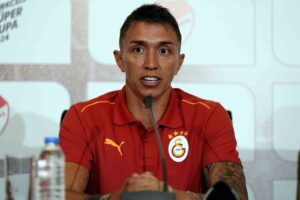 Fernando Muslera onumuzde tekrar sampiyonluk var