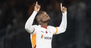 Galatasaray in bu sezon Avrupa kupalarindaki ilk gollerini Batshuayi atti