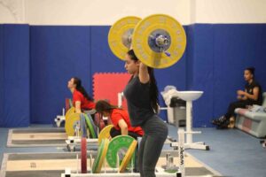 Genc milli haltercilerin tek hedefi 2028 Olimpiyatlari