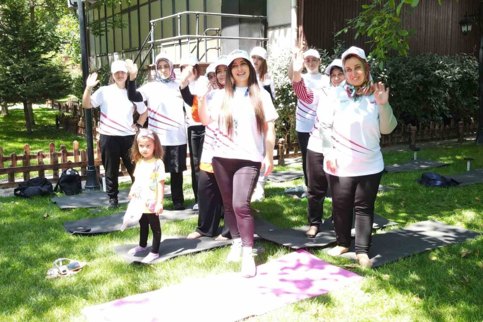 Gumushane de ev kadinlari fitness ile saglikli yasama adim atiyor