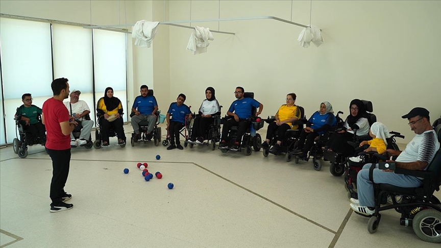 Kas hastasi sporcular boccia ile adapte oluyor