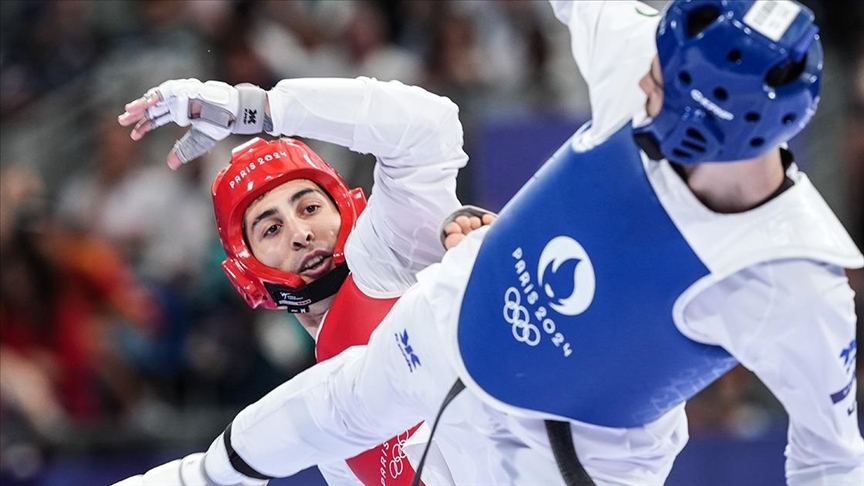 Paris te tekvando erkeklerde Hakan Recber ceyrek finalde rakibine yenildi