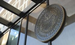 Piyasalardaki resesyon endisesi Fedin uzerindeki baskiyi artiriyor