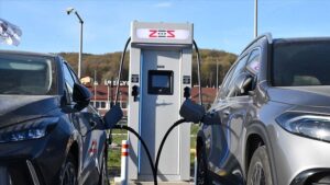 Sarj hizmetine bagli elektrik tuketimi temmuzda yuzde 25 artisla beklentileri asti