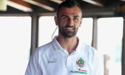 Serdar Dursun yeni takimi Alanyaspor da lige golleriyle damga vurma pesinde