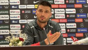 Trabzonspor Okay Yokuslu ile mukavele imzaladi