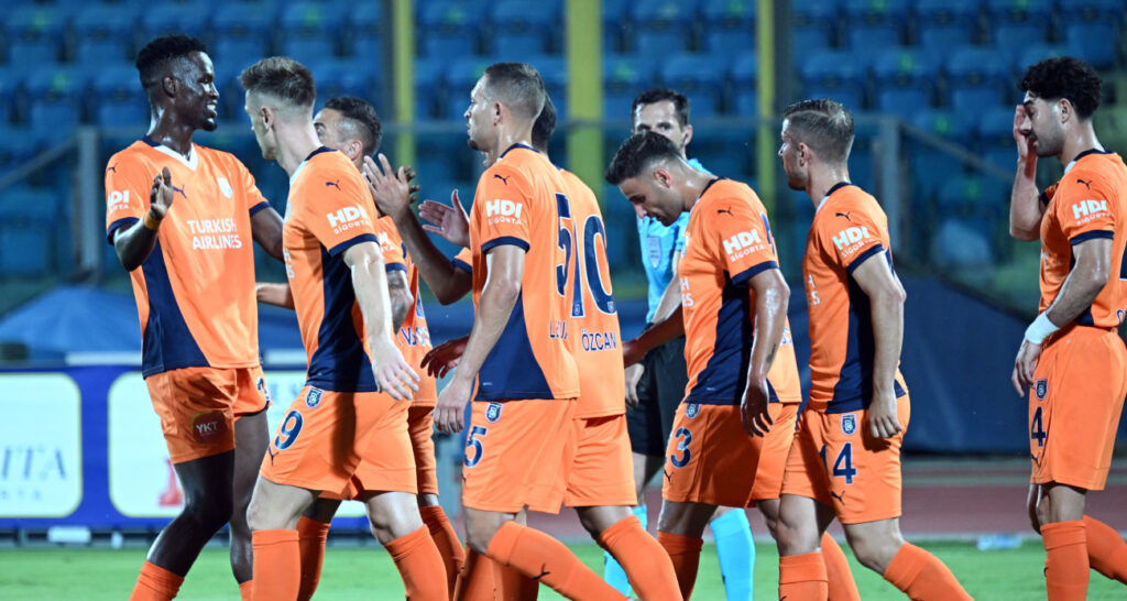 UEFA Avrupa Konferans Ligi La Fiorita 0 RAMS Basaksehir 4