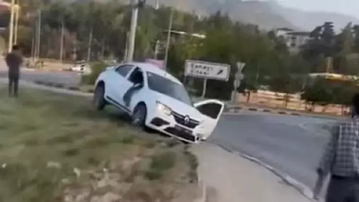 polisten kacan arabada uyusturucu cikti