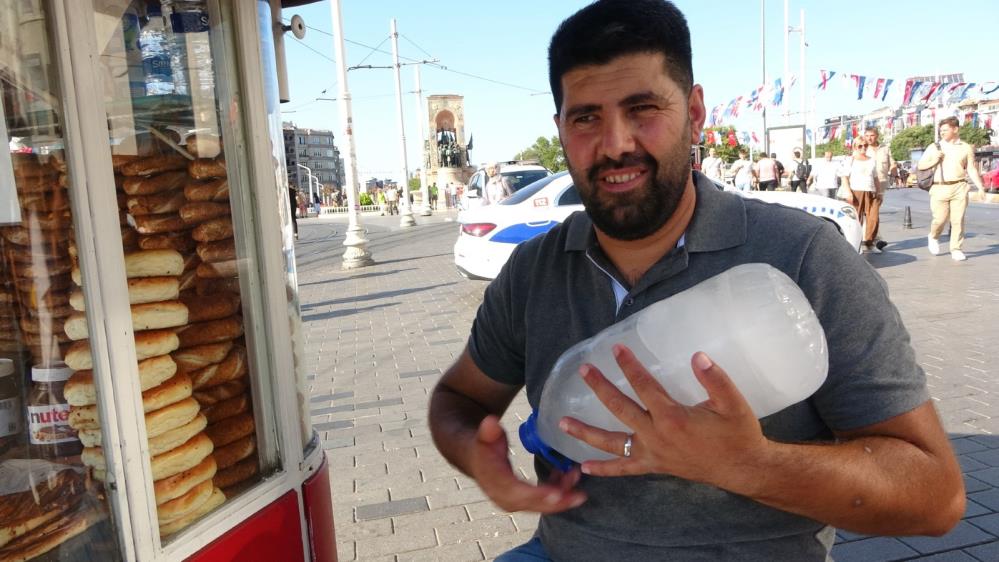 taksim de sicaktan bunalan