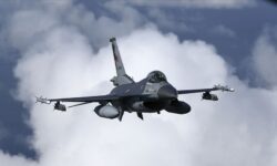 thumbs b c 071782f79df579a50654eb4781fe51ad