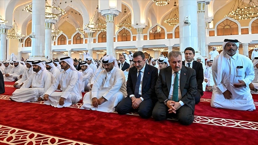 thumbs b c b96a3470e836e15e9142846782d87fbb