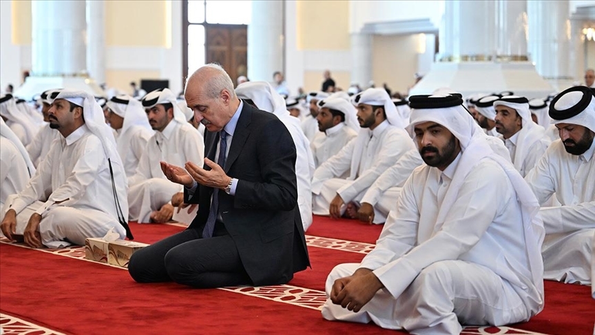 thumbs b c f4eb882d67ece2416a4d3064187ee694