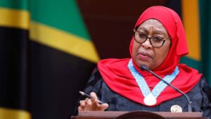 16037225 158 560 4015 2261