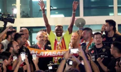 Galatasaray in yeni yildizi Victor Osimhen in hayat hikayesi