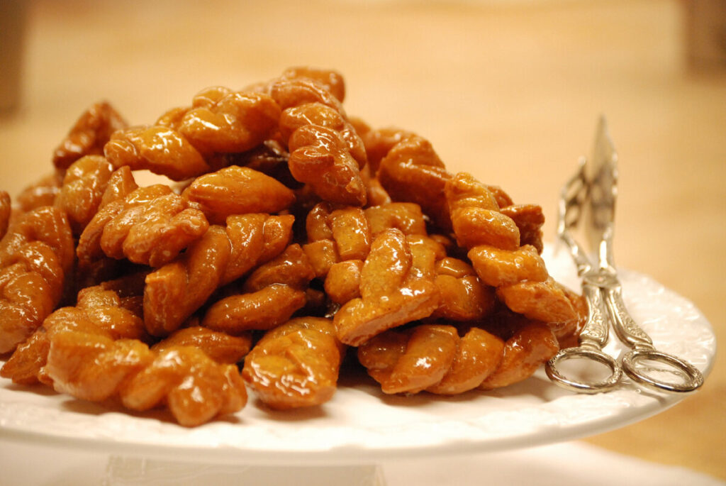 Guney Afrika mutfagindan lezzet dolu bir hamur isi Koeksister