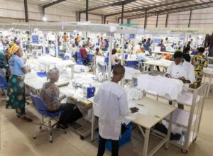 Q4NhHOYgmakN47HS Usine textile gdiz 1.jpg