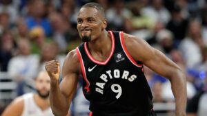 iyi savunmasiyla ve bloklariyla adindan soz ettiren oyuncu Serge Ibaka