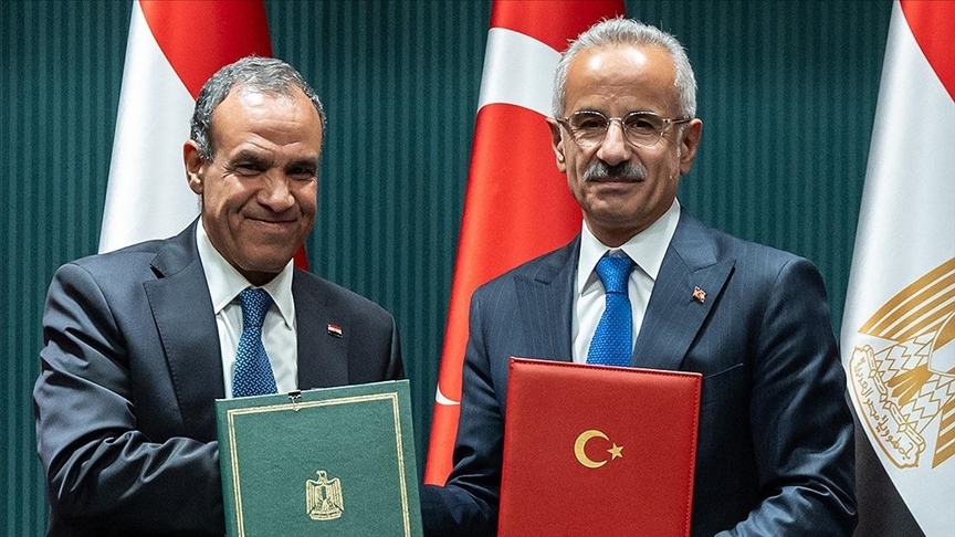 thumbs b c 5bbd1c28eeae45eb0beee2bfcb5b1b4e