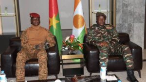 20331130 0 232 3472 1956