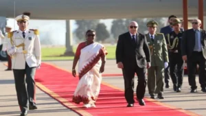 906E0E32 929B 4A77 BF92 BCCCCF41FCC2