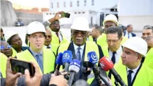 le ministre detat congolais des industries minieres et de la geologie pierre oba en algerie 696x392 1