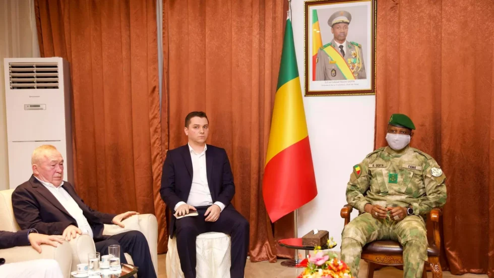 1068940703 0 26 2048 1178 1920x0 80 0 0 22d95e96ec5acfc685f86e910bce12da.jpg