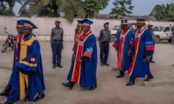 professeurs de luniversite de bokundu en rdc 696x392 1