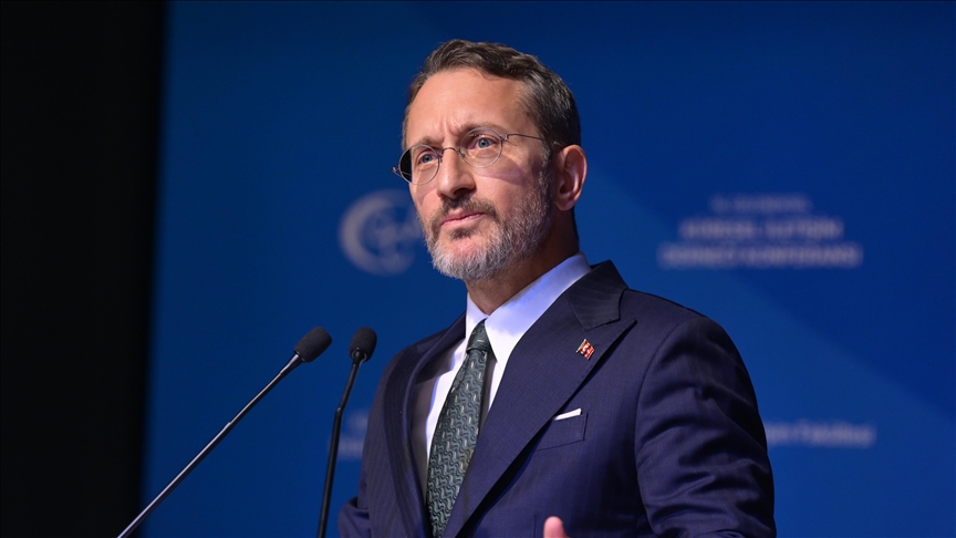 thumbs b c 8f94f3fbc71db975375391e99c8204ca