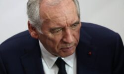 2025 04 24t145435z 1 lynxmpel3n0uw rtroptp 3 france budget