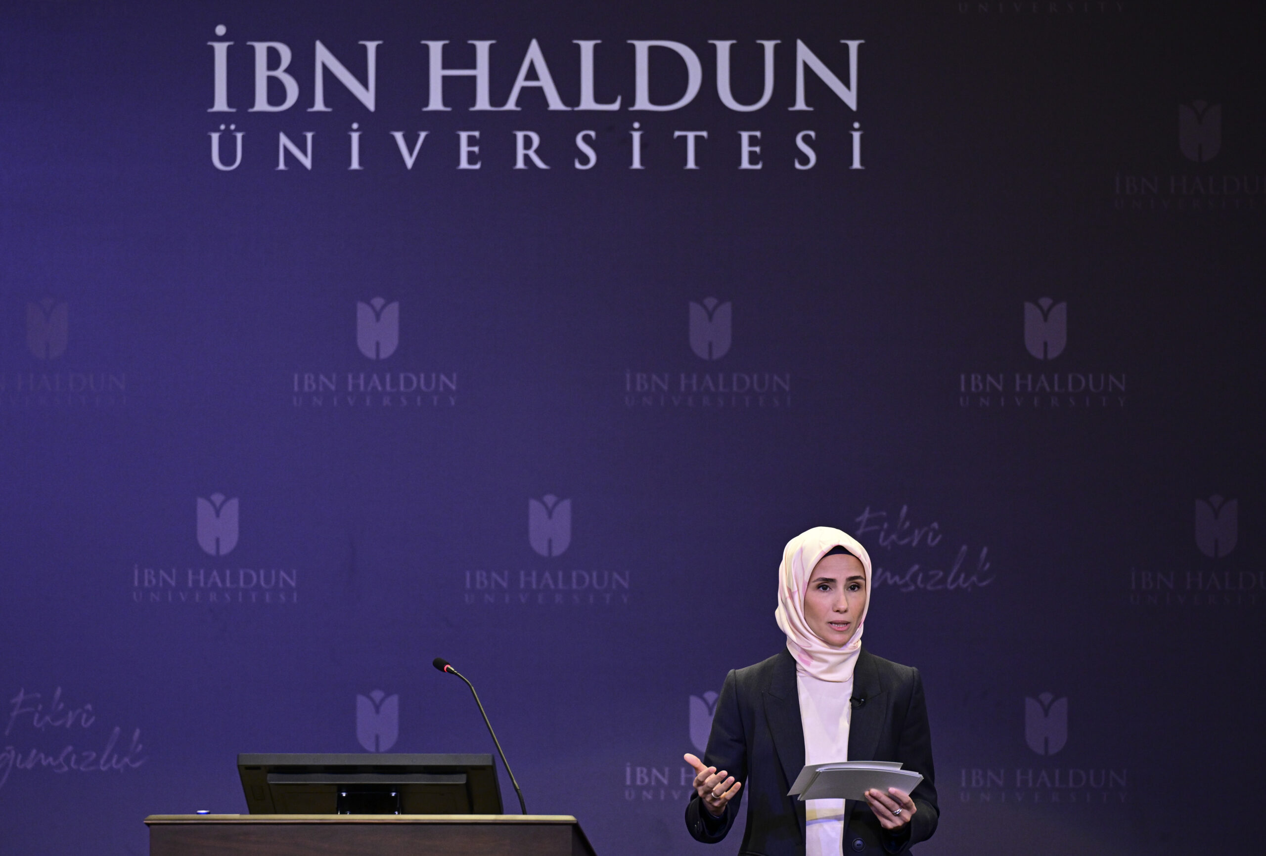 aa 20250416 37648679 37648674 ist i ozgurlukleri panelde ele alindi scaled