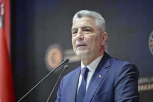 1748251354254 p6pazs aa 20250506 37859766 37859757 bak oru tanitim toplantisinda konustu