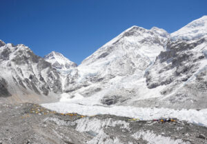2025 04 18t065350z 222885171 rc2hzdatjdns rtrmadp 3 nepal everest 1