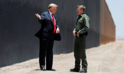 2025 04 29t214719z 376638780 rc2x7ea6578m rtrmadp 3 usa trump migration border