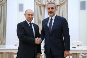 2025 05 26t170424z 104543470 rc2spearmg2w rtrmadp 3 russia turkey putin fidan