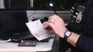 9ea0a6b7 9845 4176 bb3b fbf638b3798d main