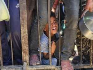 aa 20250521 38035447 38035424 tur radhe te gjata per ushqim ne gaza