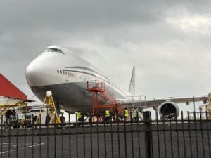 trump qatar plane 20404
