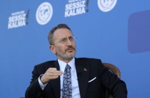 6f06b1649f8bd3c52b6bf21e4195546faebbefc1ab1603d511e2ba7bf165bbd9