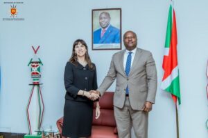 11bd6bcd4644f2b56d17ea1c0e8b5934ff36003a3e2cc8b19d00d8a7e4320aa5