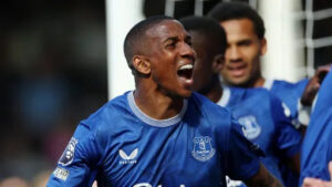 2025 05 10t153653z 1540190397 up1el5a17dgvt rtrmadp 3 soccer england ful eve report main