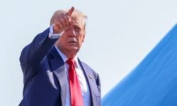 2025 07 25t160918z 325514076 rc2qtfa5inrn rtrmadp 3 usa trump development finance corporation