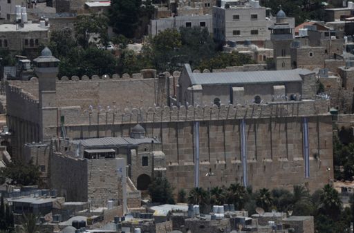 4335e8168edef2ea57444d8eb3661b4dc2dd3fd954bf1cbf5588ba0524e7ad99