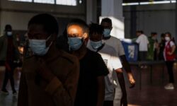 b6474c073e8da56797564c943ec9cffac2a5322951eb303a08a1d3a15af87891