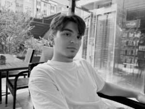 b83cda6242137cdf08b76394ae9d1cd236039d4bd5c61643df32a0fd8e5c82f4