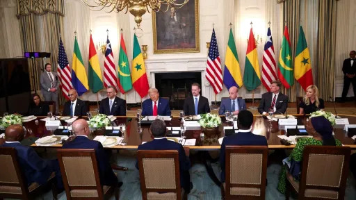 c9b90475edf1153fc7416f208c0837bb9a8249dcb5f7faeba80933d607d1f730