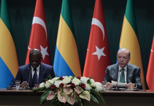 ea4003a2cca8990cb4a1c4027d3c155a6d16c86423e32a7bbb32f92b11ae7e6a