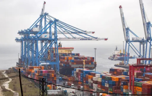 16f9053f8ecfc57032f0a58cd0cae49e96092defb9606d5e67e0d8be3844acaf